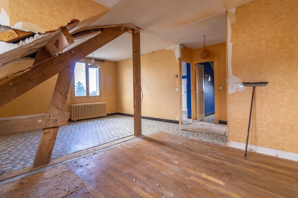 Maison Gievres 12 pièce(s) 228 m2