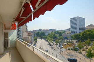  Appartement � vendre 4 pi�ces 90 m�