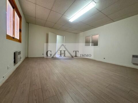 Entrepôt/bureau à louer à Alfortville 2395 94140 Alfortville