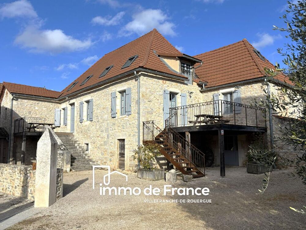 Propriété de 370 m² habitable, maison et gîte, 10 chambres, piscine sur 6403 m² de terrain plat
