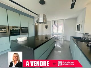  Maison  vendre 7 pices 250 m