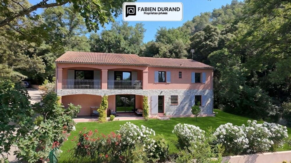 Vente Propriété/Château VILLA Familiale de 204 m² pensée pour votre bien être La motte