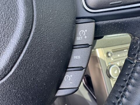 Range Rover Evoque (2) SD4 240 HSE DYNAMIC BVA 2018 occasion 35690 Acign&eacute;