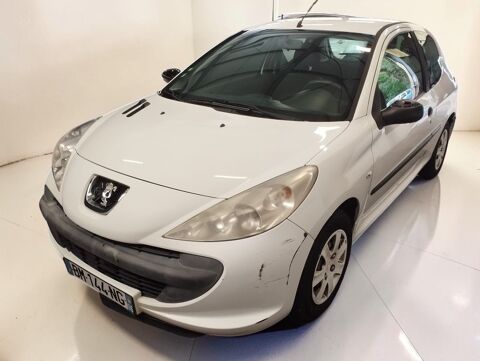 206 1.1 60 SERIE LIMITEE ATTRACTIVE 2011 occasion 06640 Saint-Jeannet
