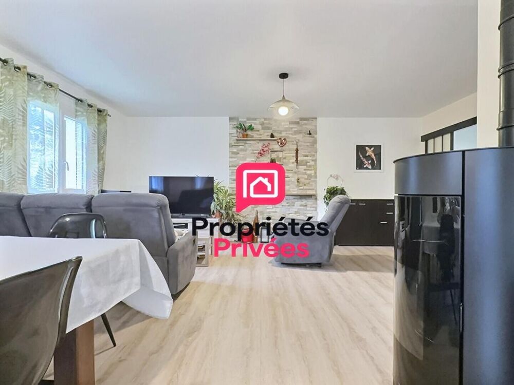 Vente Maison DEPT 33 - CESTAS BOURG - Maison Cestas 6 pièce(s) 162 m2, terrasse de18m2, garage, jardin de 931m2 avec piscine Cestas