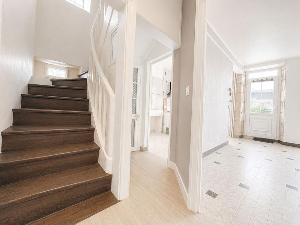 Maison Ecueille 5 pièce(s) 93 m2