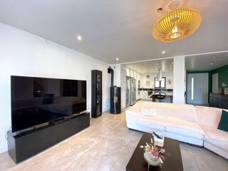  Maison � vendre 8 pi�ces 225 m�