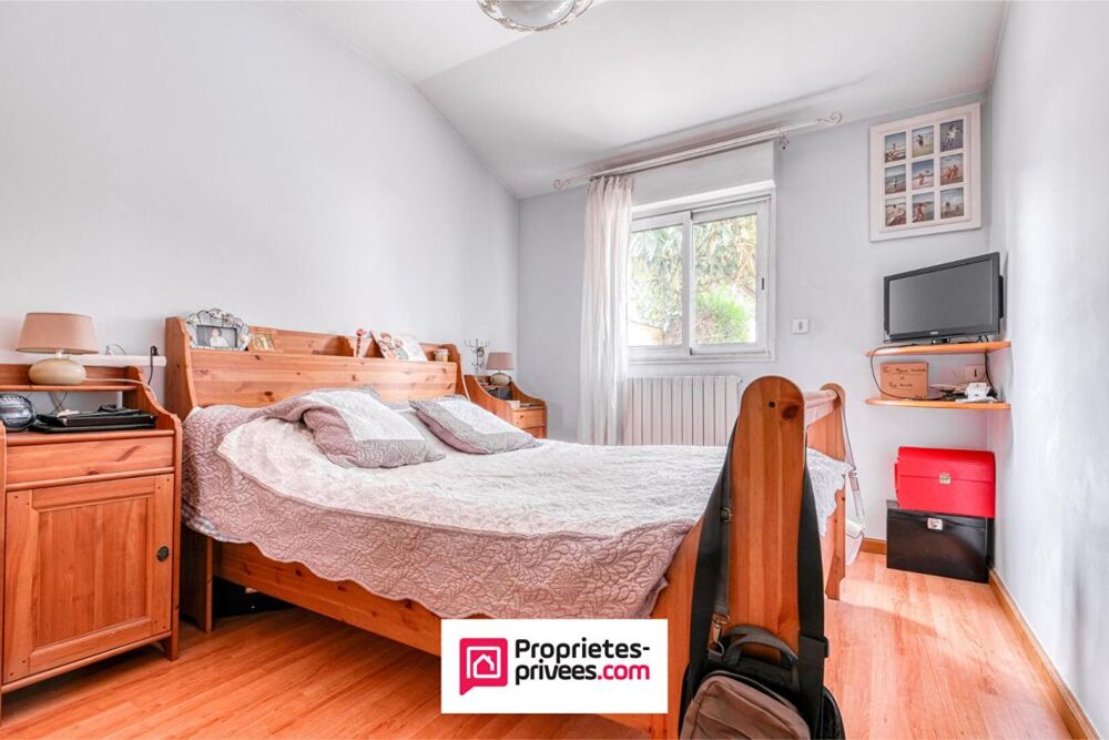 Vente Maison Maison Noisy Le Grand 6 pièce(s) - 4 CHAMBRES 115 m2 Noisy le grand