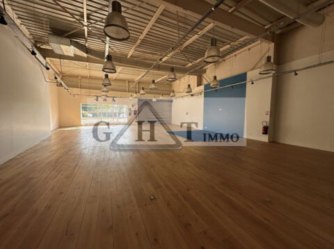 CELLULE DE 409 M2 &Agrave; LOUER MAUREPAS 78310 ! 6148 78310 Maurepas