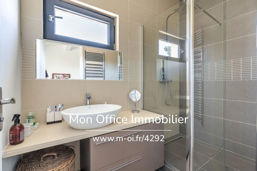 à vendre  Maison Saint-Raphaël (83700)