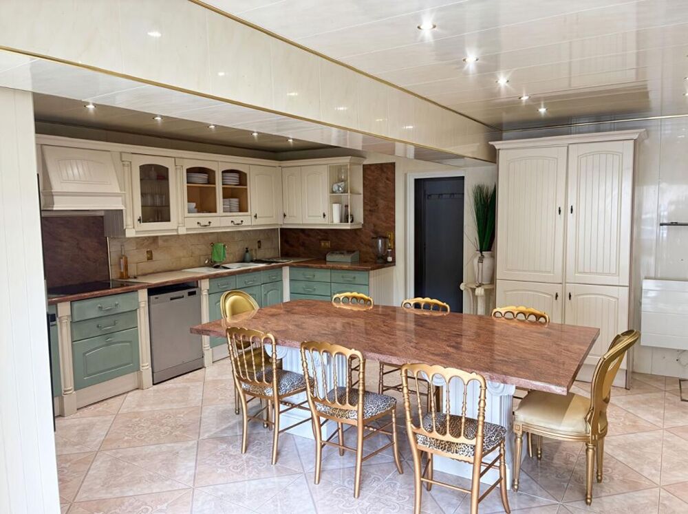 ARNIERES SUR ITON (27180) - Magnifique maison d'architecte d'environ 320 m² habitables - 5 chambres - 1 piscine couverte - 545 5