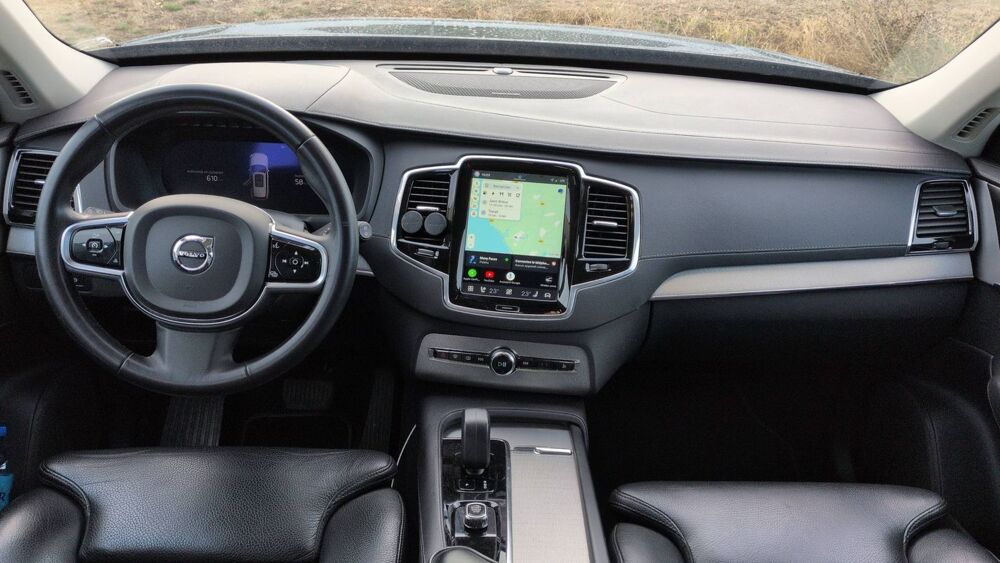 XC90 II 2.0 T8 Twin Engine 455 AWD Geatronic 8 R-Design - 7 place 2022 occasion 56100 Lorient