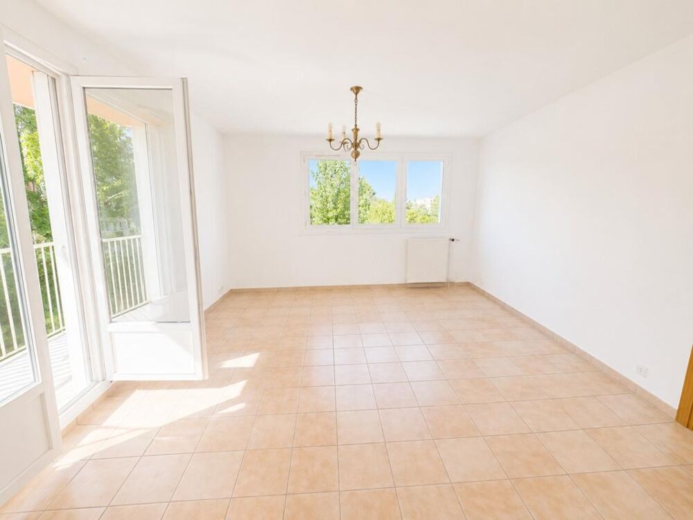 Vente Appartement 13010 Saint-Tronc Type 6 avec balcon Marseille 10