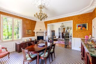  Maison à vendre 10 pièces 235 m²