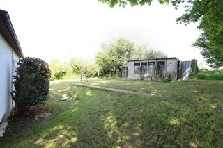  Maison  vendre 7 pices 239 m