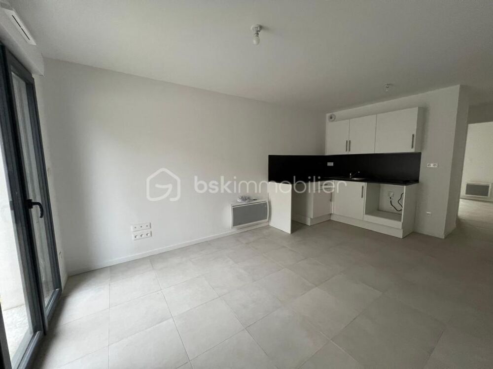 Vente Appartement Etampes F3 en RDC avec courette Etampes
