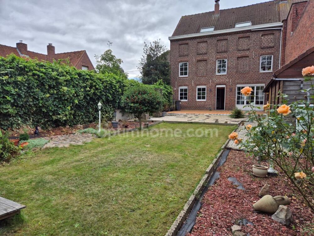 Vente Maison Maison semi mitoyenne avec jardin et garage en centre ville Bousbecque