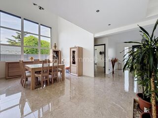  Maison à vendre 8 pièces 203 m²