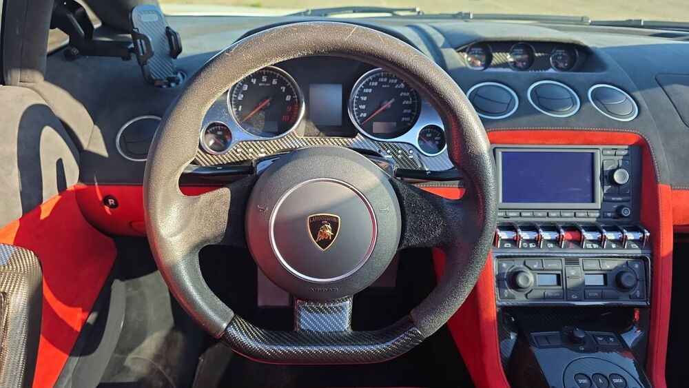Gallardo 5.2 V10 LP 550-2 E-Gear Spyder - Automatique 2014 occasion 82000 Montauban