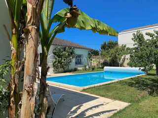  Maison à vendre 8 pièces 215 m²