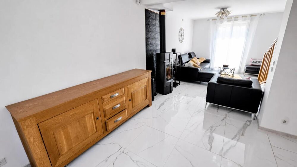Maison de 7 pièces de 140 m² à Clichy-sous-Bois
