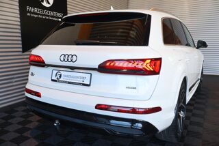 Q7 55 TFSI quattro S line – 360&deg; Panoramique Attelage 7 Places 2022 occasion 33000 Bordeaux