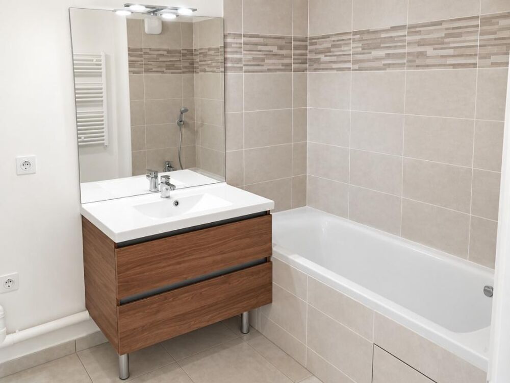 Location Appartement T3 avec garage et balcon à Noisy-le-Sec Noisy le sec