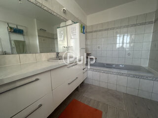  Maison  vendre 9 pices 150 m