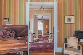 Propriété/château à vendre 12 pièces 300 m²