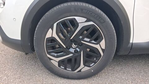 C4 X 1.2 PureTech 130 EAT8 Shine 2023 occasion 30100 Ales