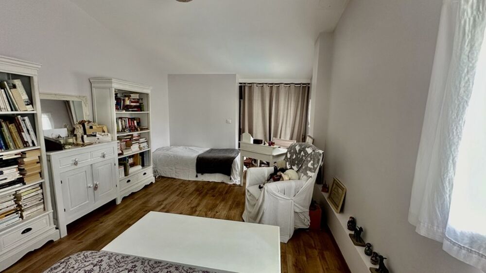 Vente Maison Maison à vendre 7 pièces MARTIGNAS SUR JALLE (33) Martignas sur jalle
