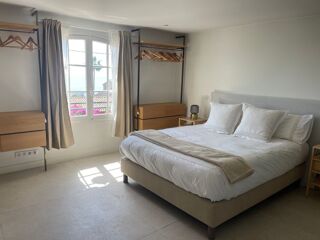  Maison à louer 6 pièces 155 m²