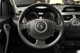 M&eacute;gane Coup&eacute; 1.5 dCi 106 cv Dynamique 2008 occasion 85190 Venansault
