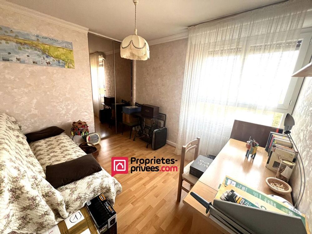 Survilliers ? Appartement 5 pièces de 88 m² avec terrasse, box et cave