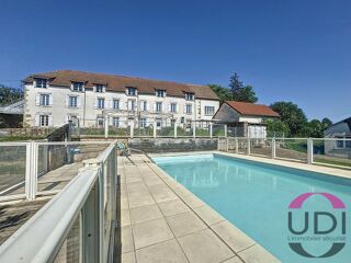  Immeuble � vendre 15 + pi�ces 1500 m�