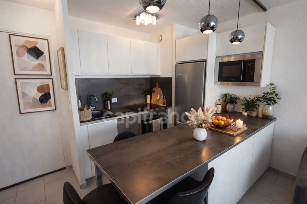 Vente Appartement CAP D'AGDE – VUE PORT EXCEPTIONNELLE – T2 36 M² – BALCON –PISCINE - CONCIERGE - GARAGE FERMÉ – VENDU MEUBLÉ Agde