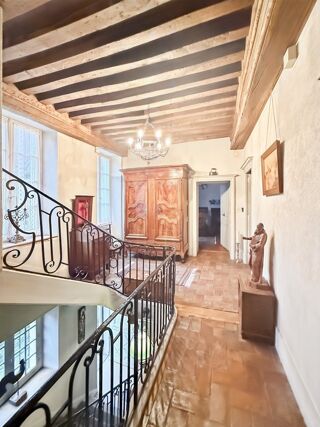  Propri�t�/ch�teau � vendre 10 pi�ces 252 m�