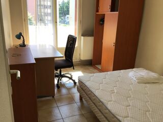  Appartement à louer 3 pièces 64 m²