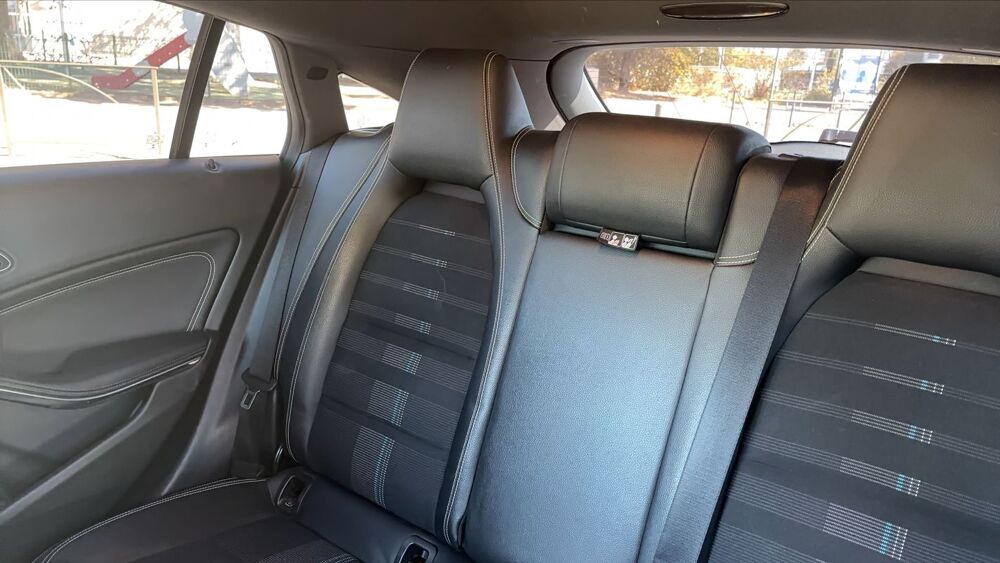 Classe CLA Classe 220 CDI 177 7G-Tronic Sensation - Automatique 2016 occasion 69800 Saint Priest