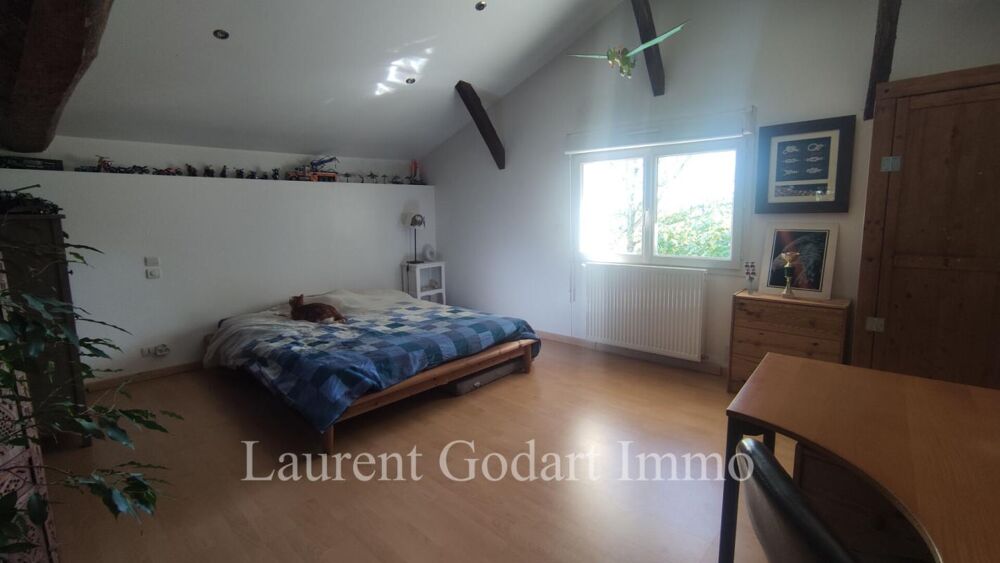 Maison de 230m² avec dépendance sur 5000m²