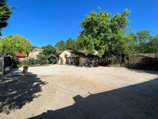  Villa � vendre 9 pi�ces 252 m�