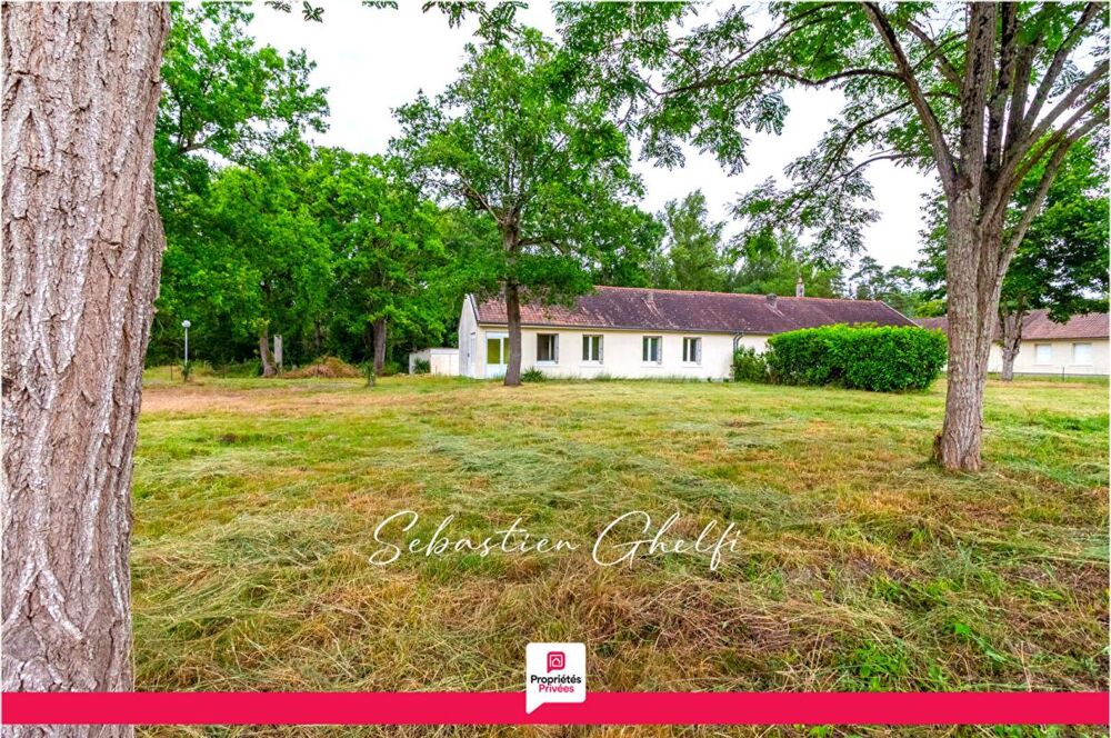 Vente Maison maison à rénover de plain pied avec 4 chambres terrain de 1110 m² Pruniers en sologne