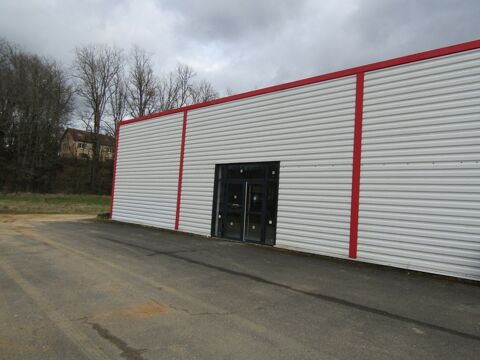 Local commercial refait &agrave; neuf de 465m&sup2; 2500 24200 Sarlat la caneda