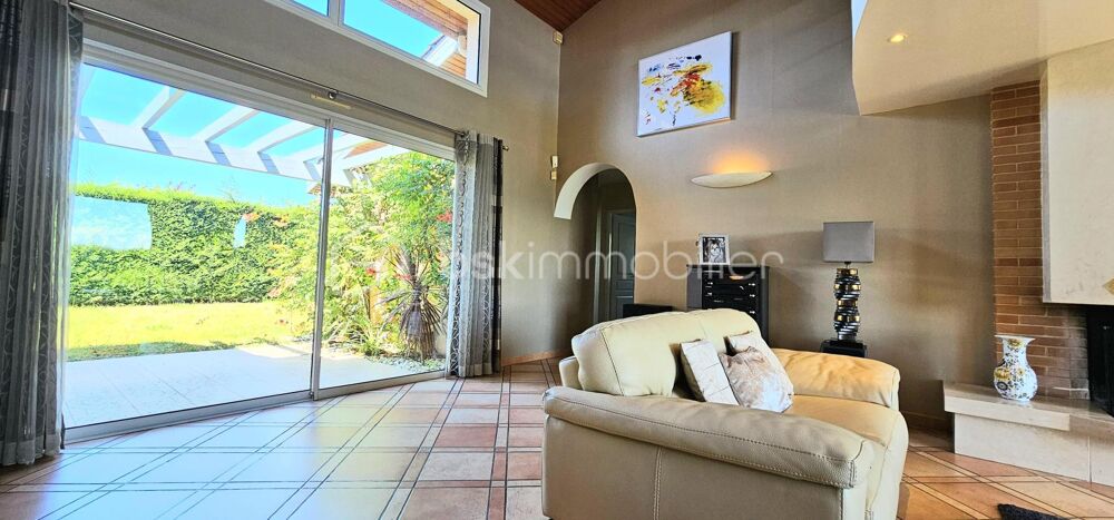 Vente Propriété/Château Villa d'architecte Saint martin lalande