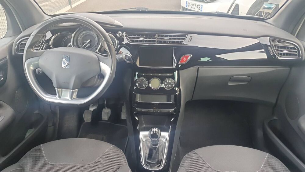 DS3 1.2 PureTech 110 Connected Chic 2018 occasion 63000 Clermont Ferrand