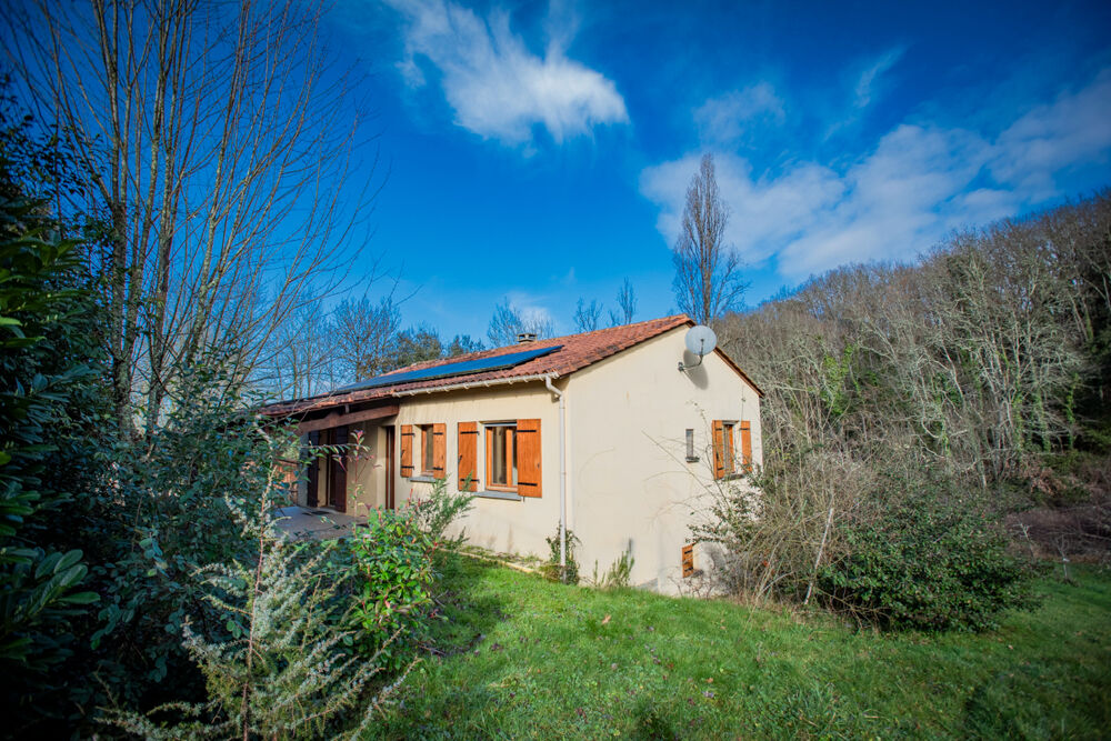 Maison individuel, +/-80 m2 , grande sous-sol 6pieces, 3 chambres, atelier en bois, jardin et forets