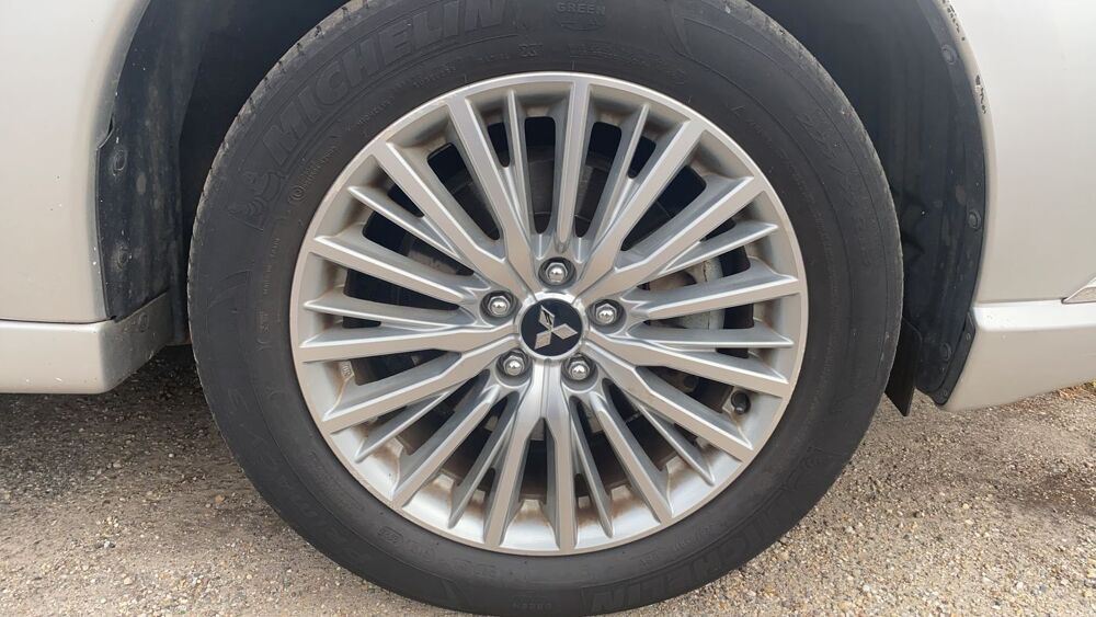 Outlander 2.4 MIVEC 208 Hybrid 4WD BVA6 Buisness 2020 occasion 33150 Cenon