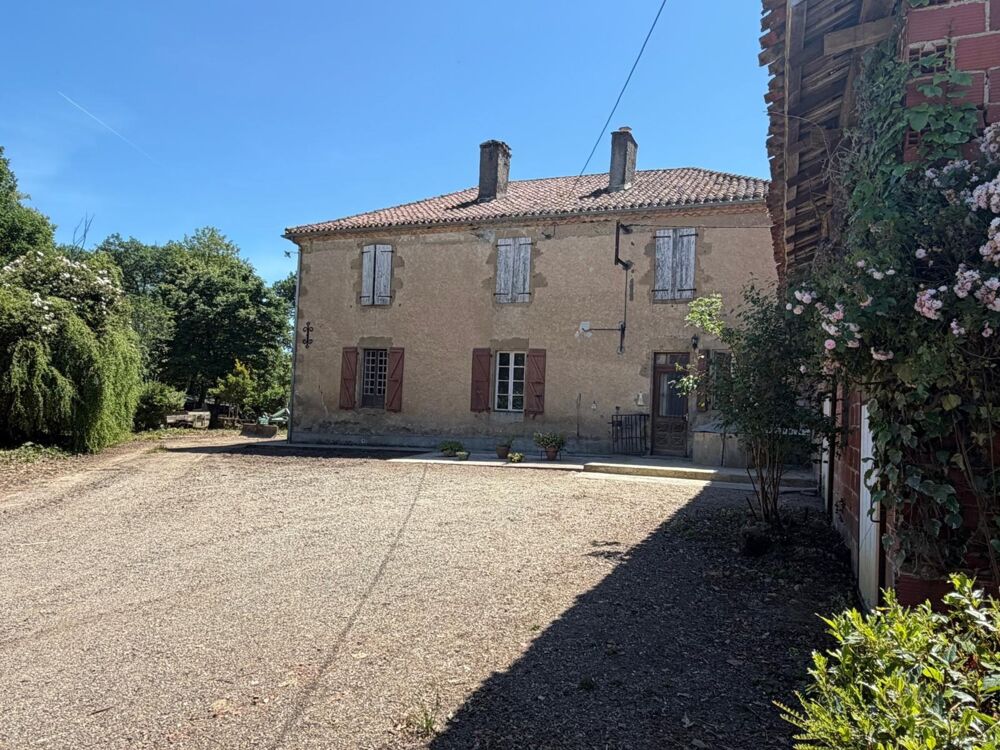 PLAISANCE (32); AUTHENTIQUE MAISON GASCONNE 300M2 dans son jus, un peu cachée, 1HA grandes dependances