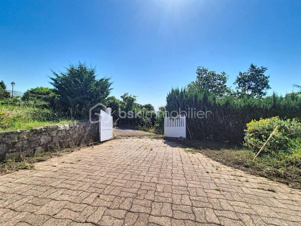 Vente Maison Auvillar – Maison avec vue sur la Garonne, grand jardin et double garage – 106 000 € Auvillar