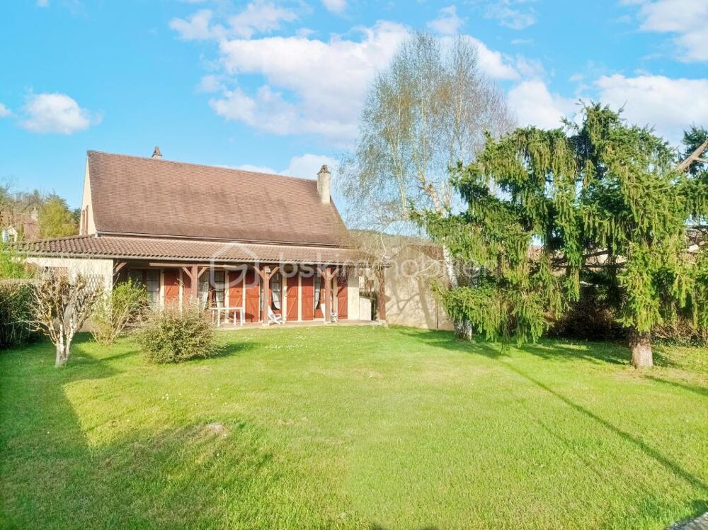 Maison au coeur du village de Cazals : Calme & Commodités à portée de main